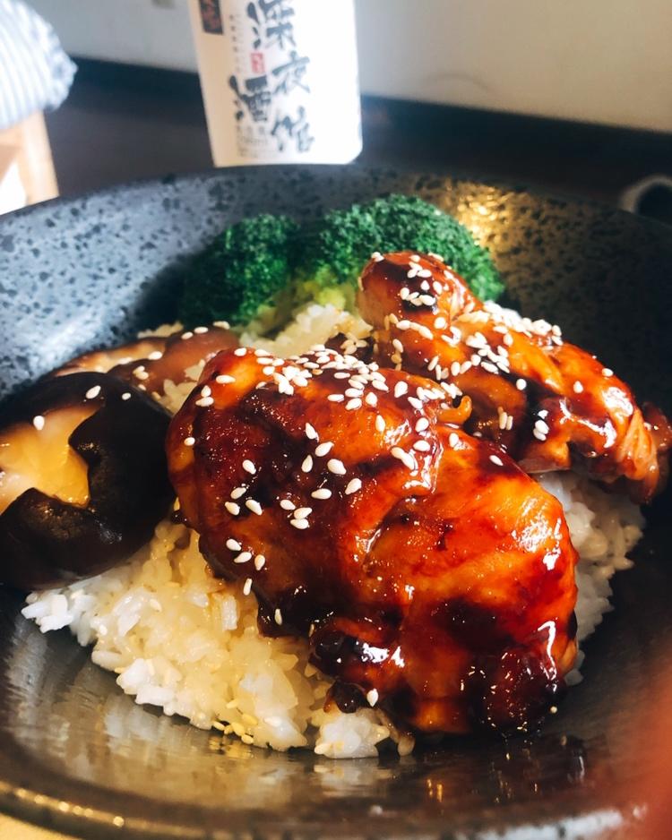 照烧鸡腿饭