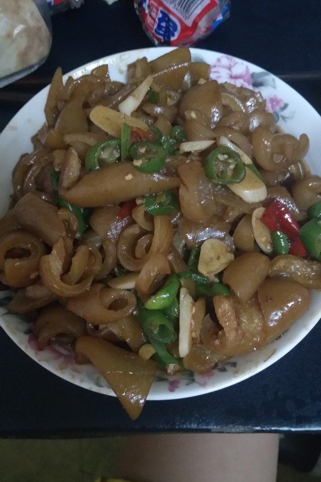 俊威baby做的酱炒猪皮