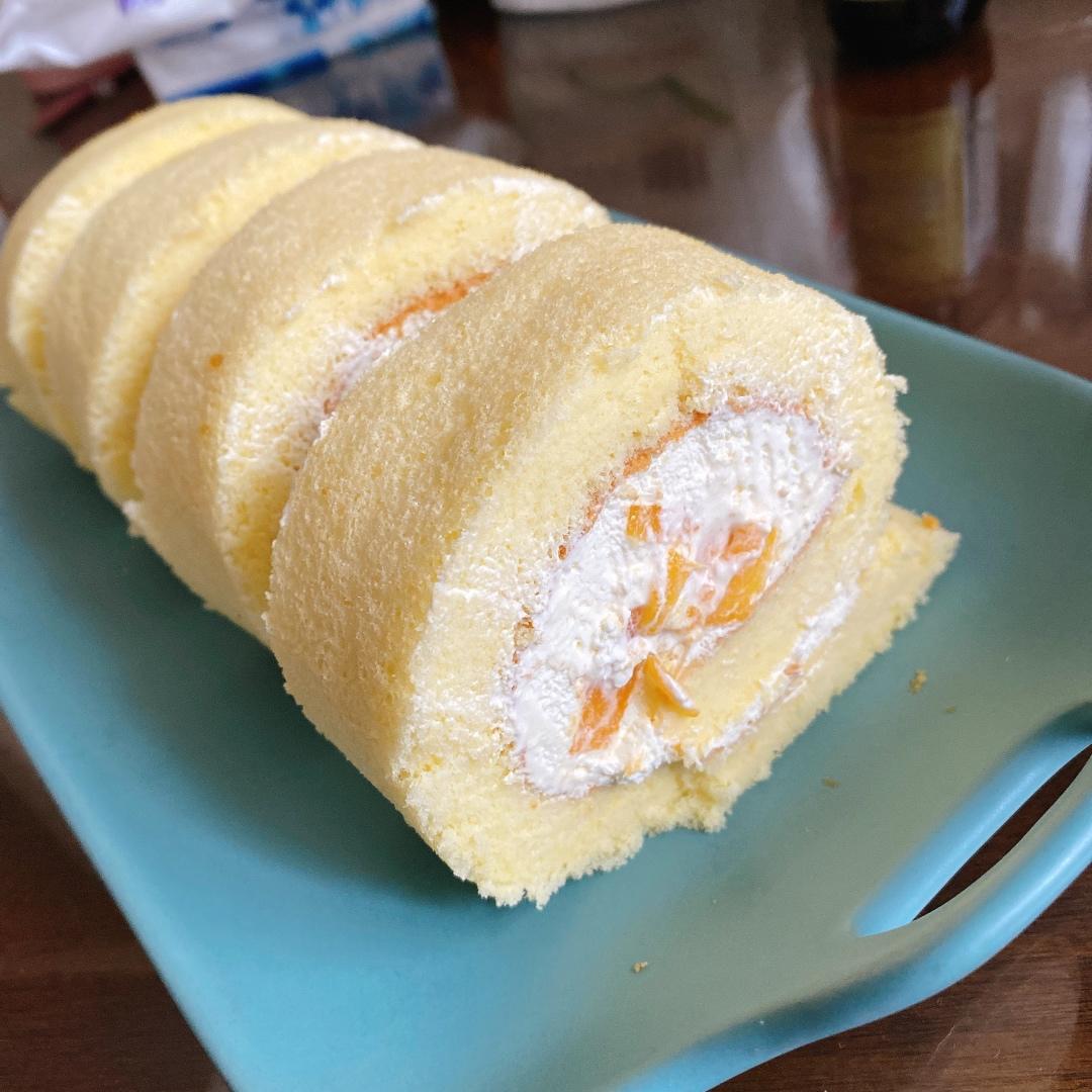 灰机0901做的芒果蛋糕卷