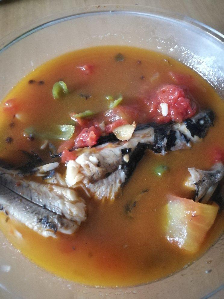 黄骨鱼番茄汤