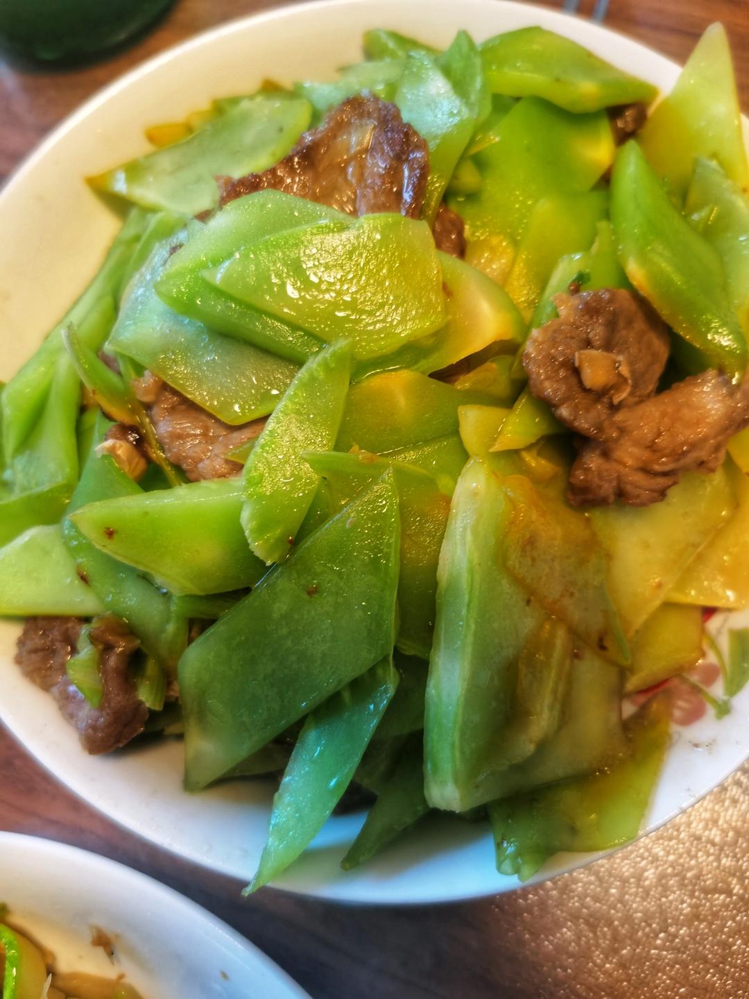 莴笋炒肉