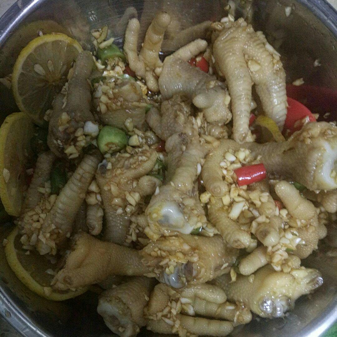 香辣蒜香凉拌爽脆鸡脚