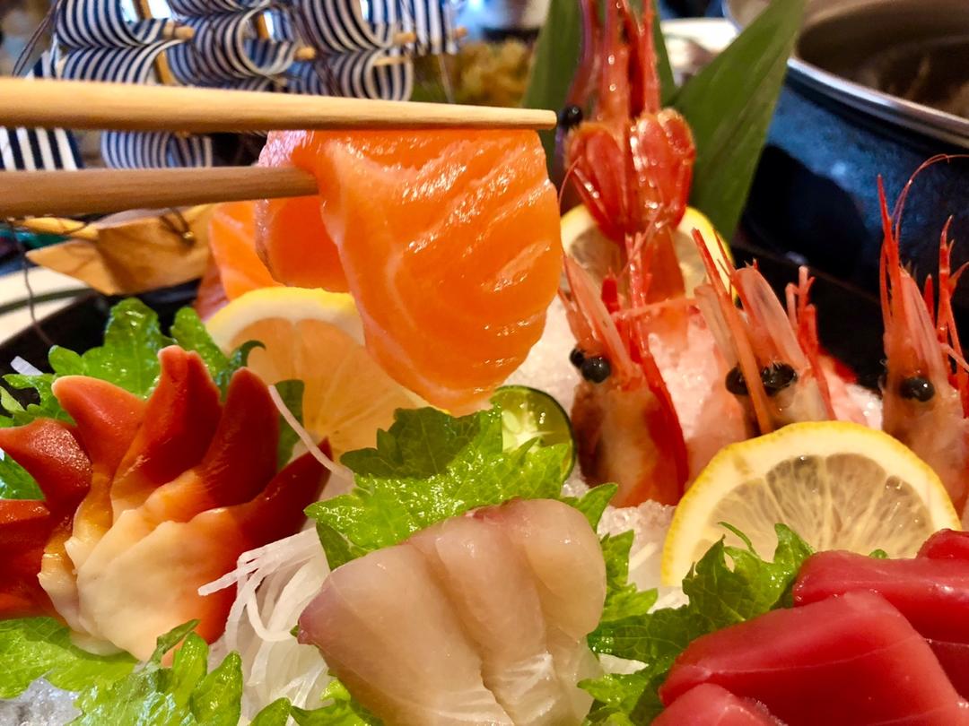 cc_帆仔仔仔仔做的日式刺身拼盘