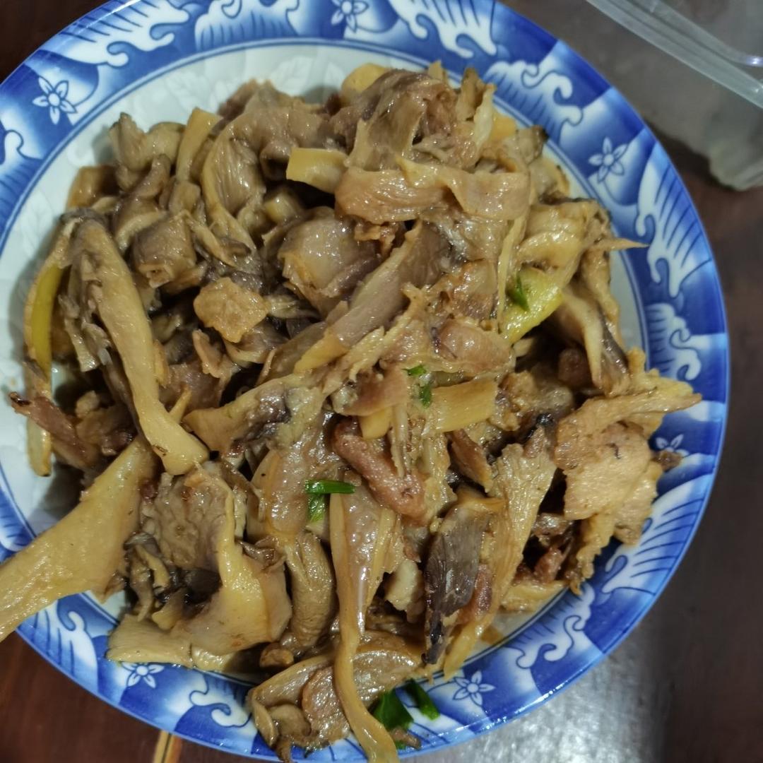 快炒，平菇炒肉，蘑菇炒出肉味道