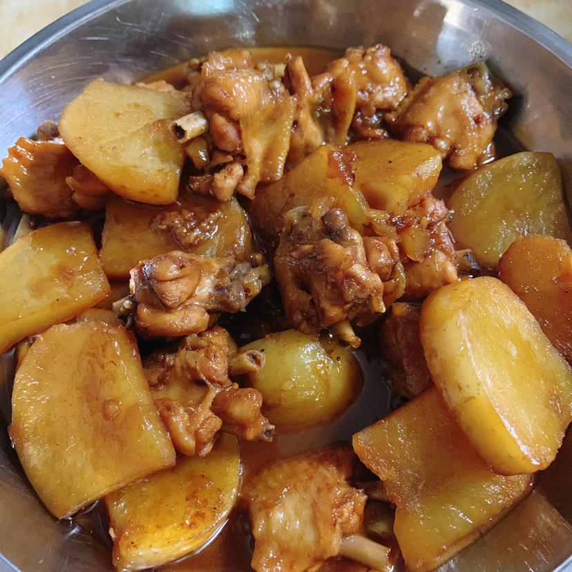 土豆烧鸡翅