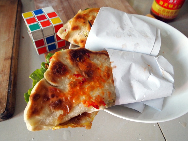信阳鸡蛋灌饼