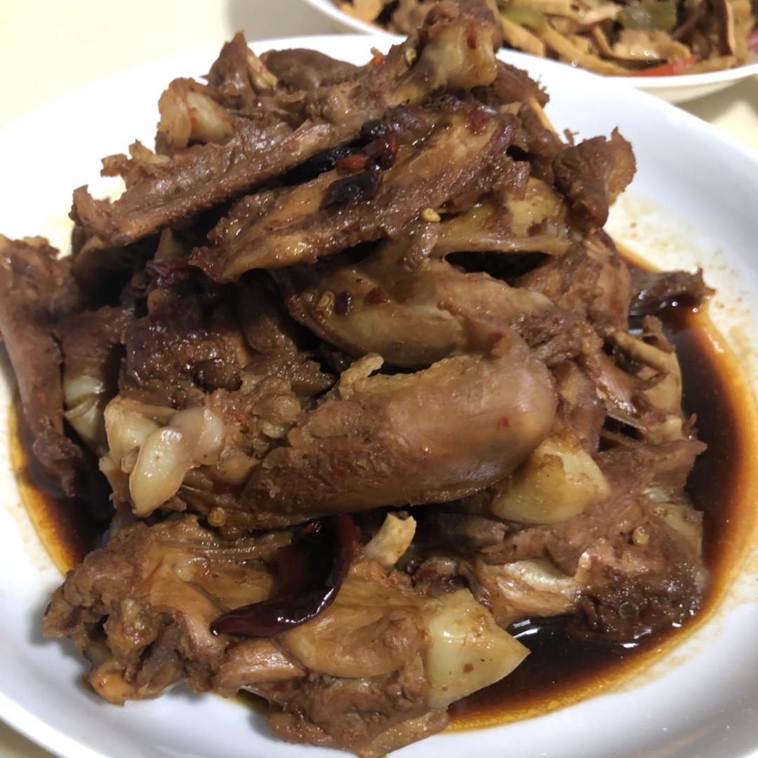 媲美周黑鸭的鸭锁骨