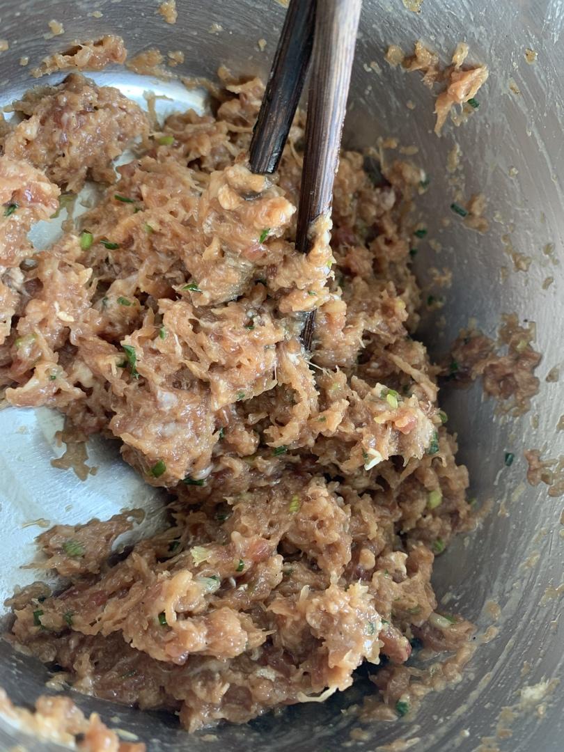 牛肉萝卜馅包子