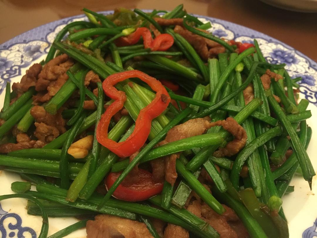 韭菜花炒肉丝