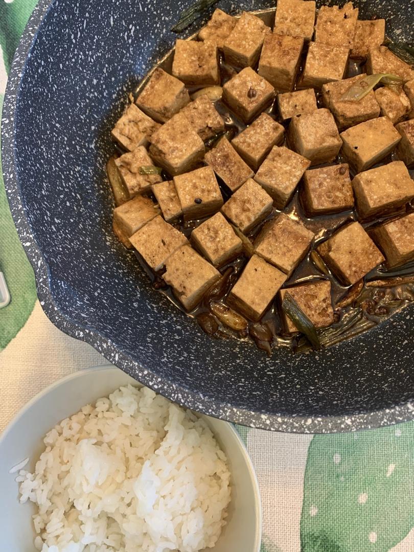 炖豆腐(东北农村做法，喷香啊)