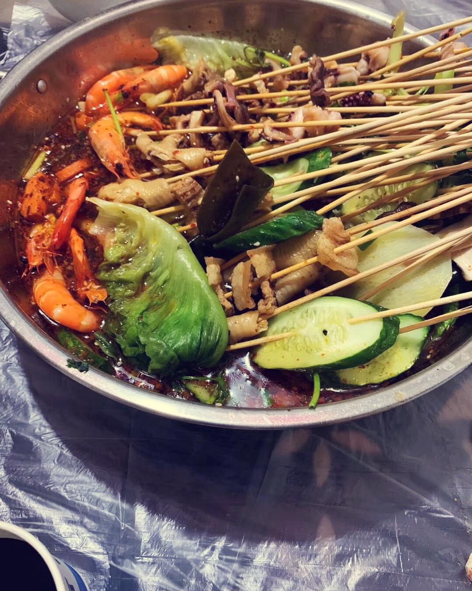 厨师长教你：“冷吃串串”的家常做法，味道很赞，先收藏起来