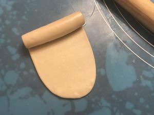 蛋黄酥/苏式月饼（面包机揉面版）的做法 步骤15
