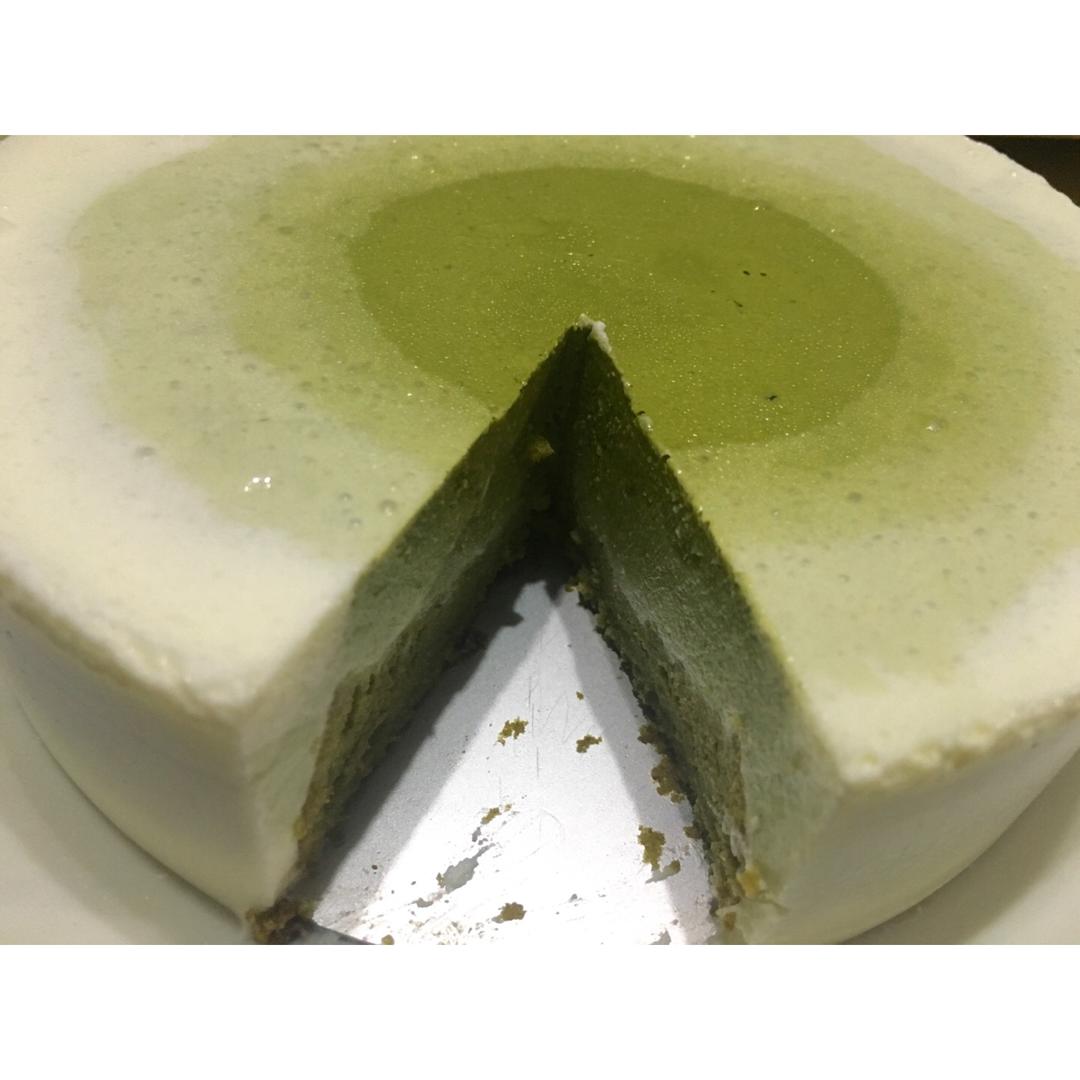 渐变抹茶慕斯蛋糕：我Amanda带着既美又作的抹茶甜点又来了！【曼食慢语】