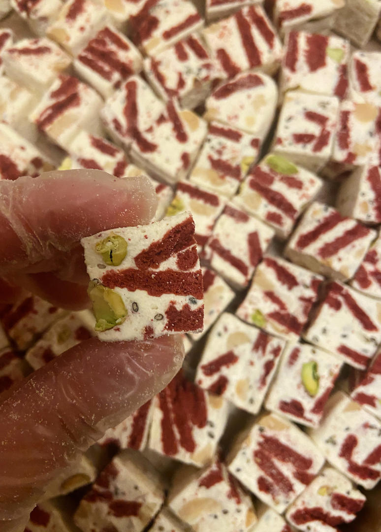 红丝绒奥利奥雪花酥