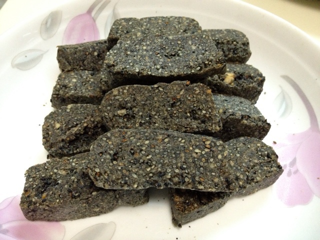黑白芝麻酥块