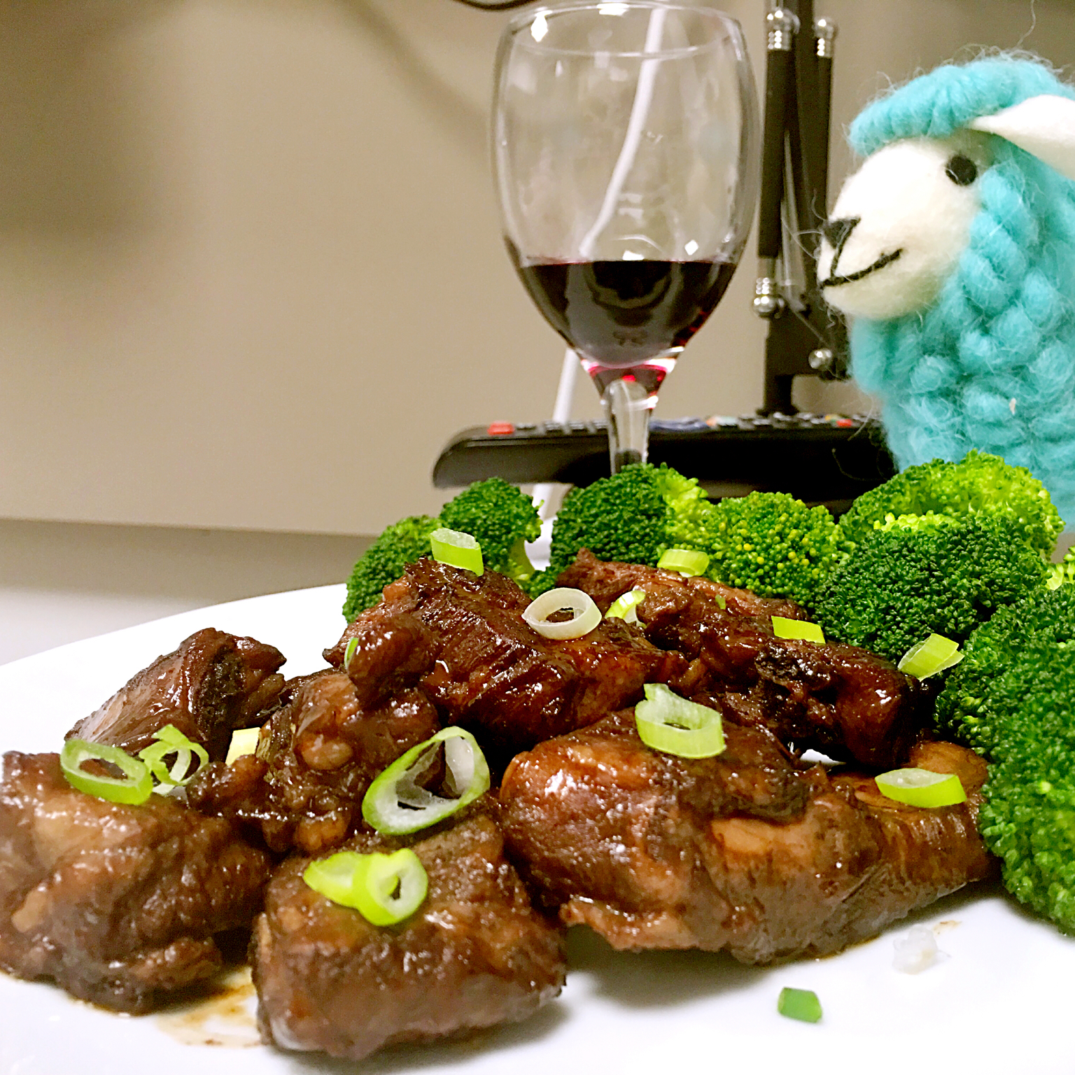 12道锋味之红酒炖排骨