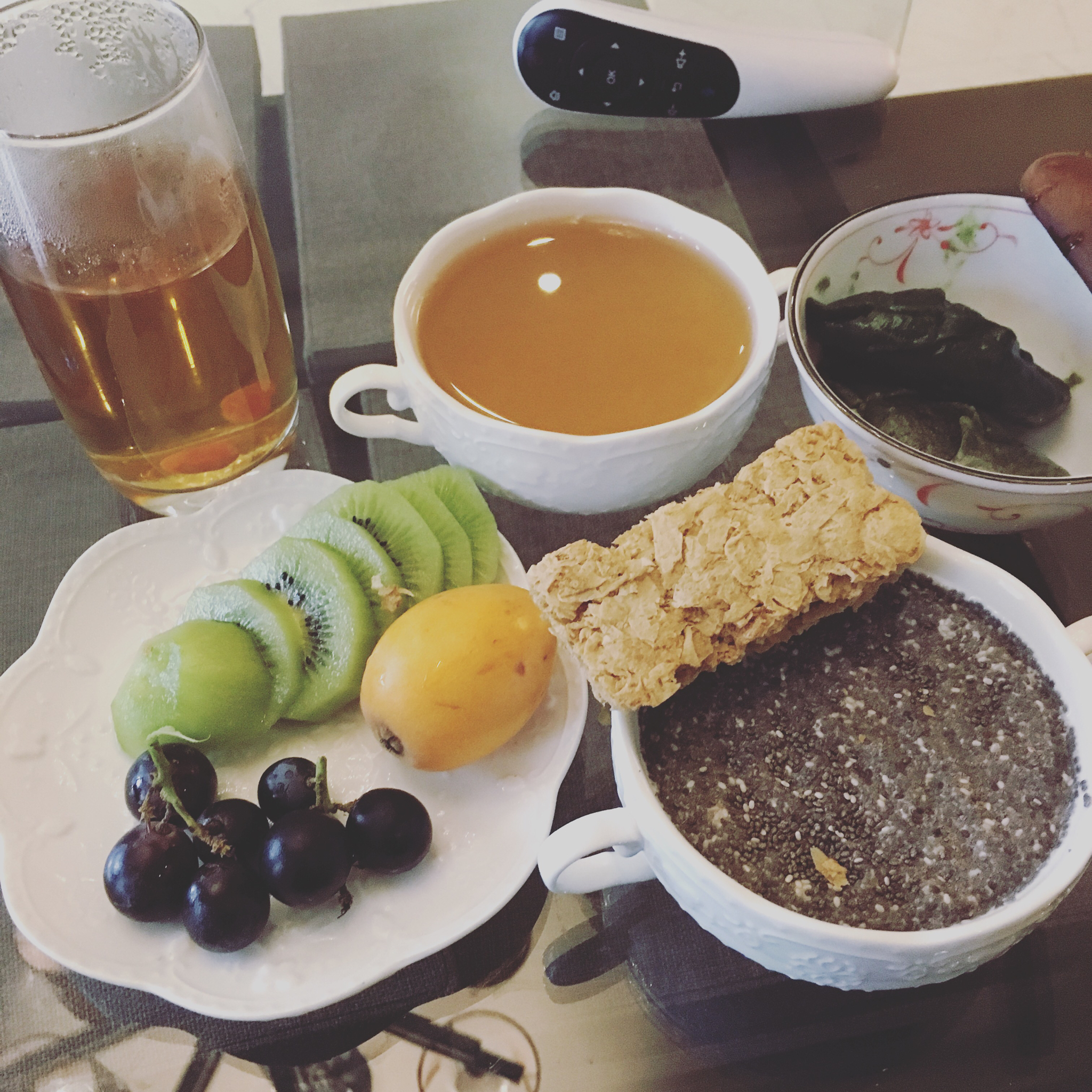 不急不躁吃早餐