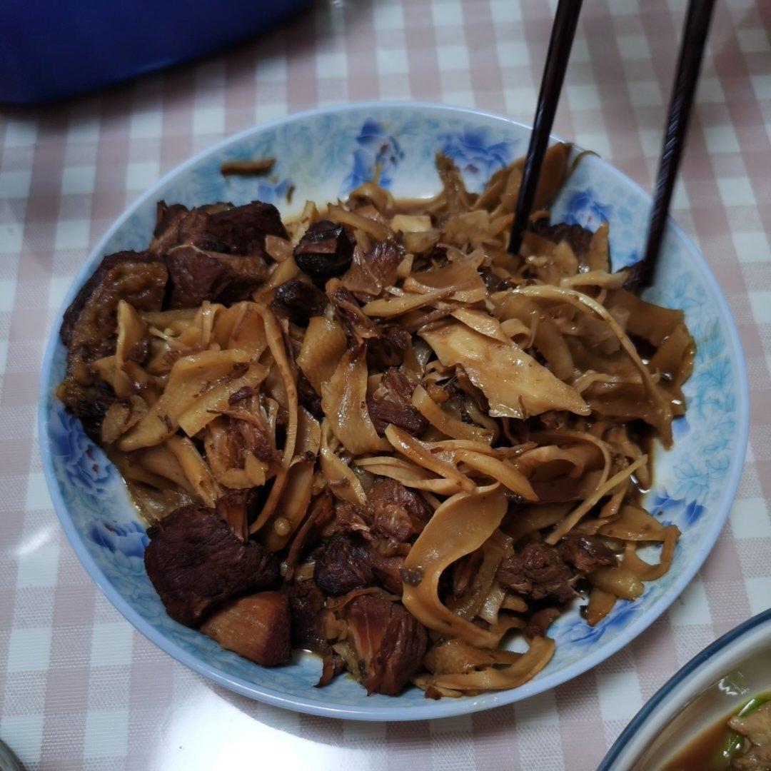 笋干烧肉