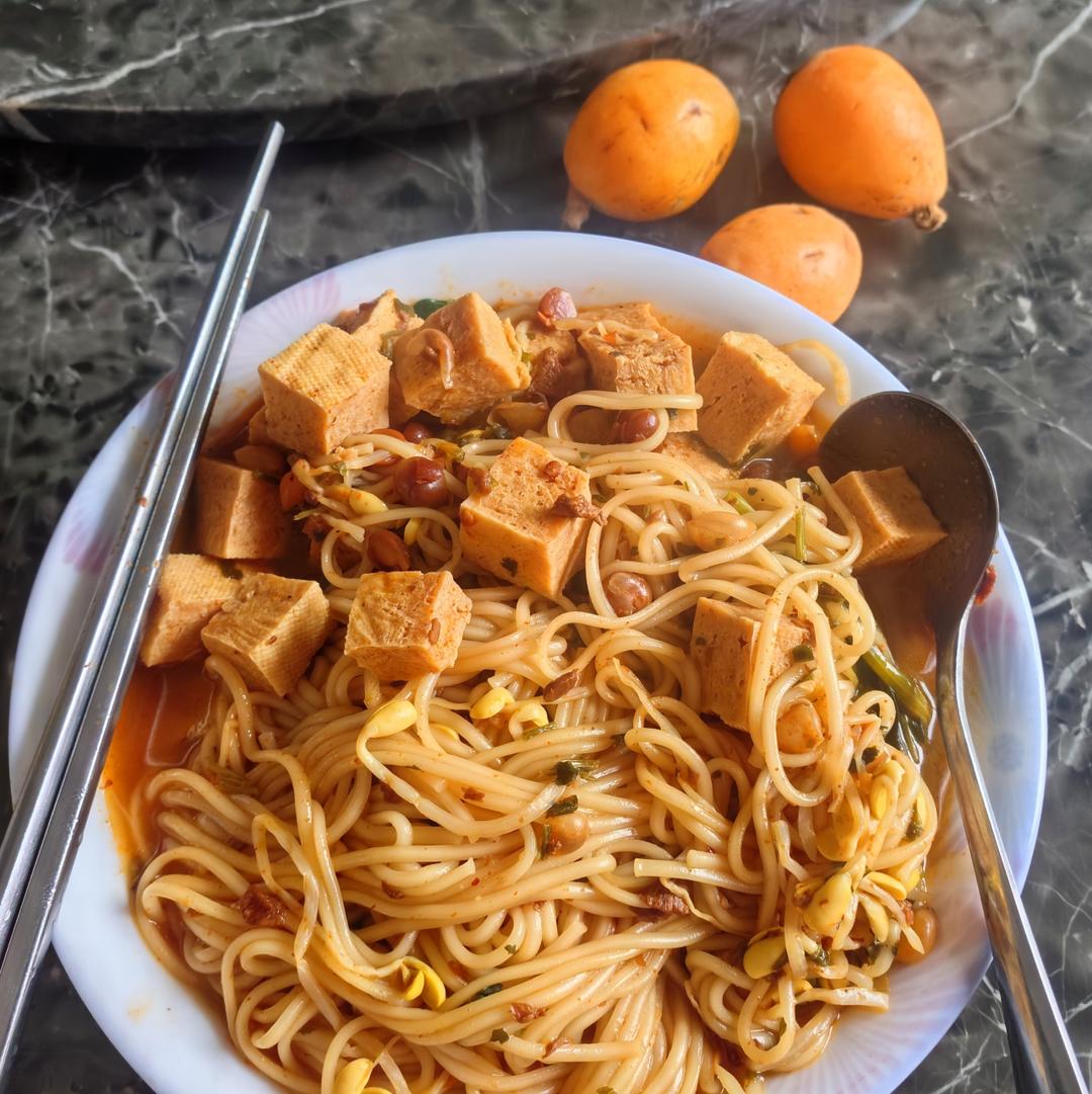 一碗热汤面