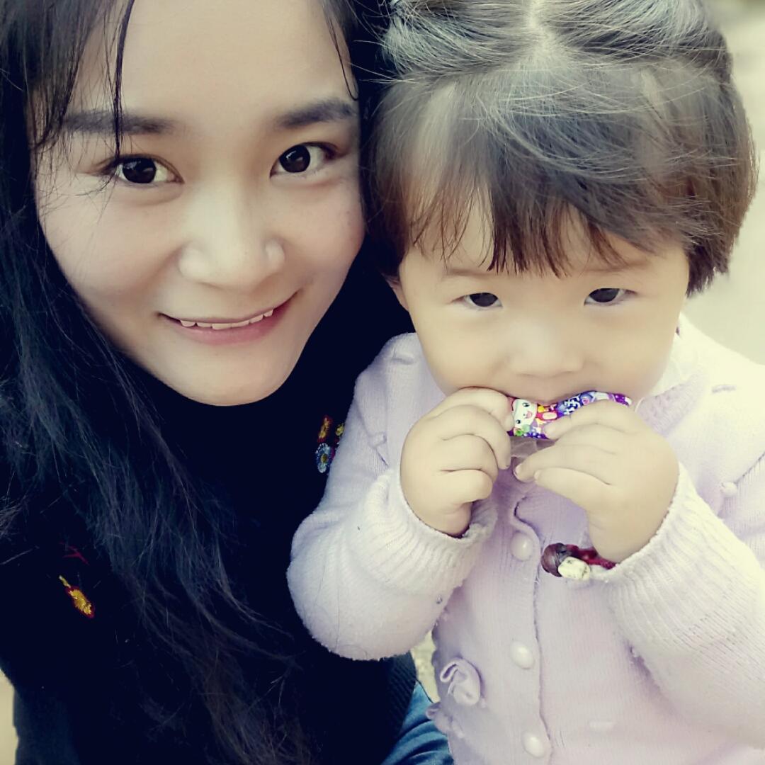 大美妞家有小美妞