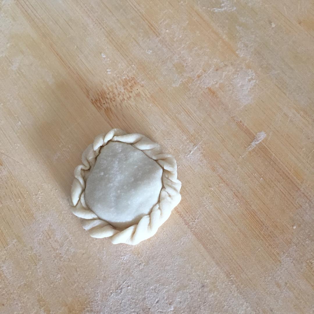 简单几步捏出漂亮的饺子花边