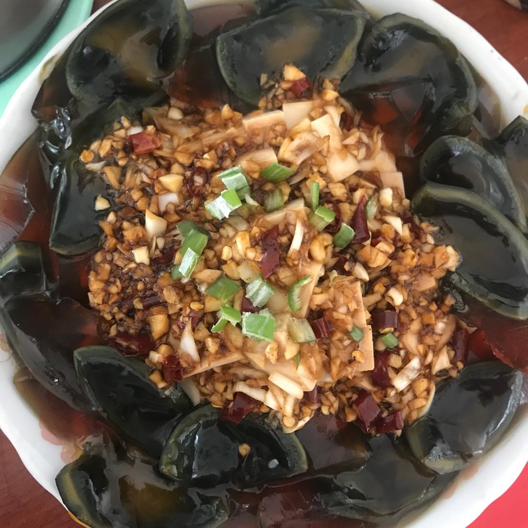 皮蛋豆腐