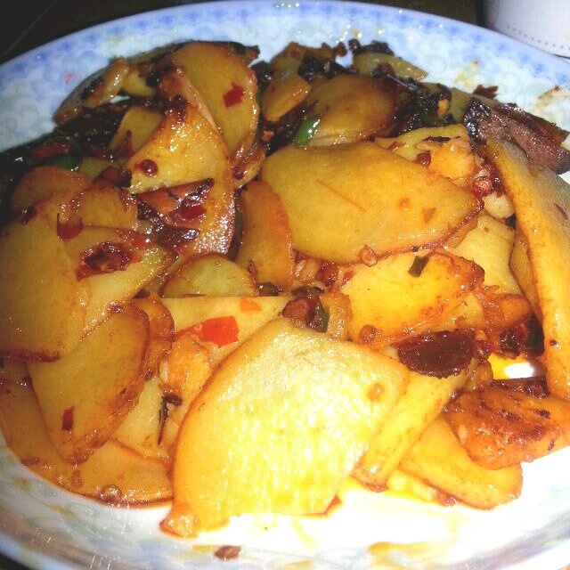 干锅土豆片