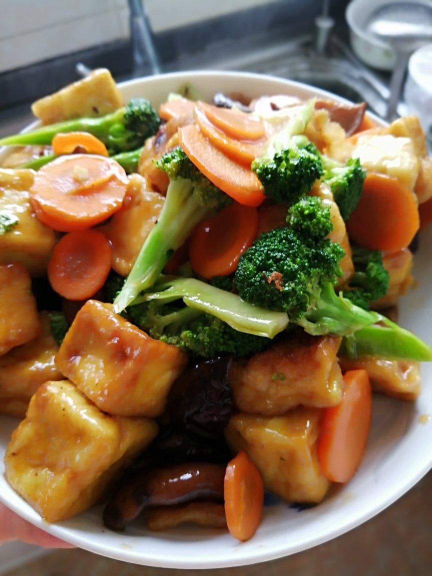 外焦里嫩好吃无比的——焦溜豆腐