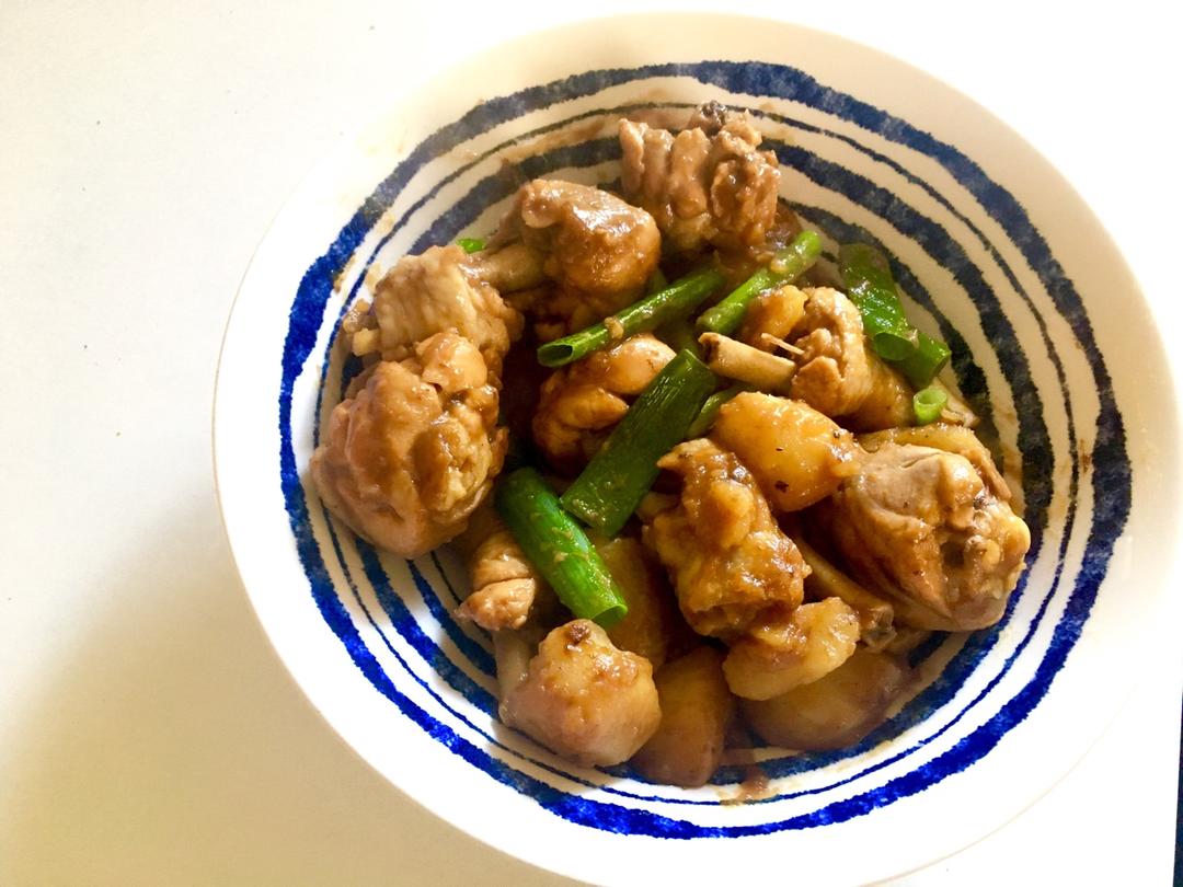 土豆焖鸡腿