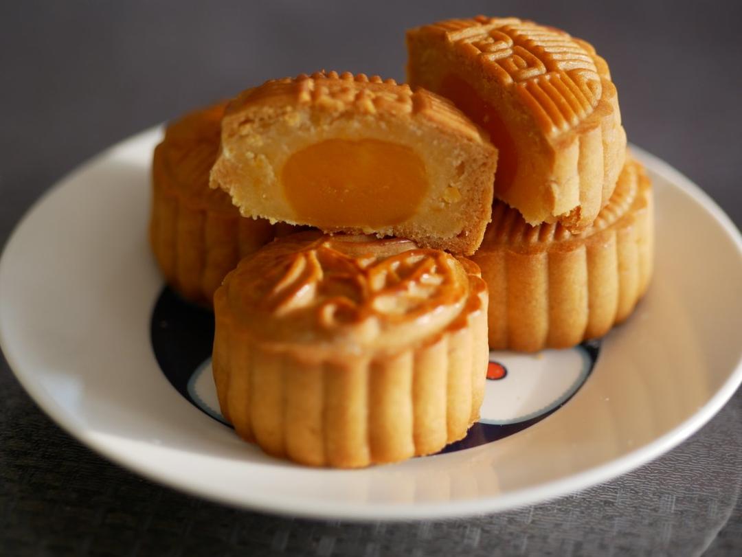 金沙奶黄月饼
