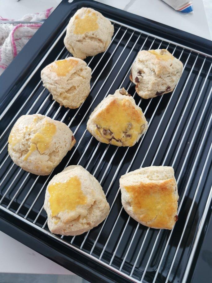 完美裂纹～百分百成功的超好吃奶香司康（禁止搬运）