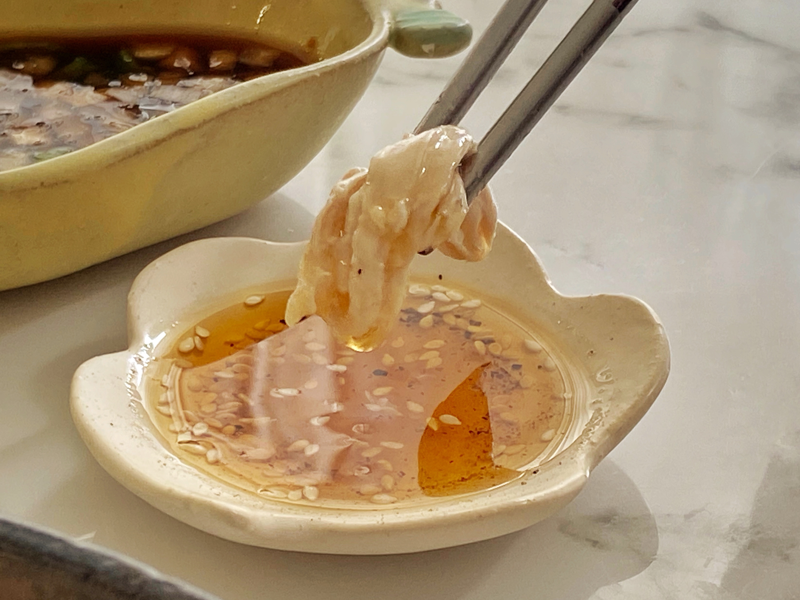 铸铁锅食谱：暖身参鸡汤（附蘸料做法）的做法 步骤5