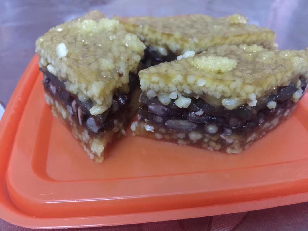 红豆小米杂粮糕
