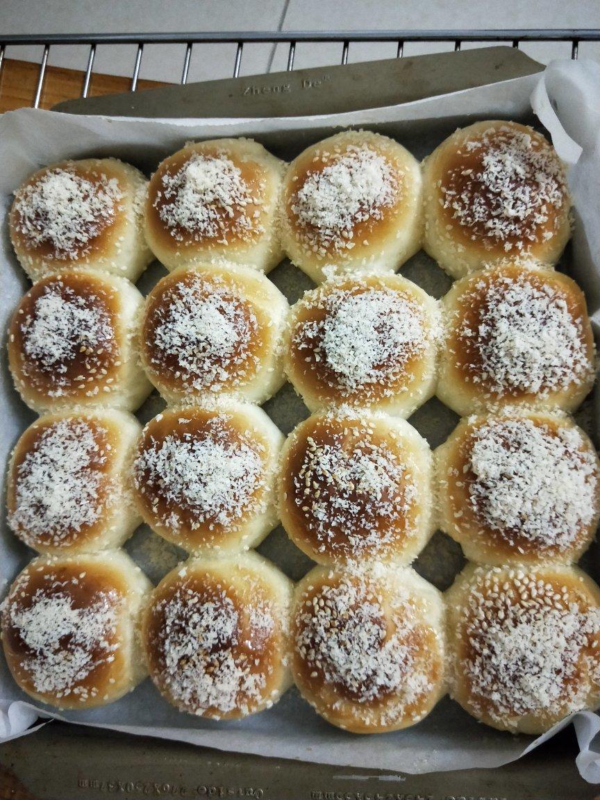 软蓬蓬的牛奶包