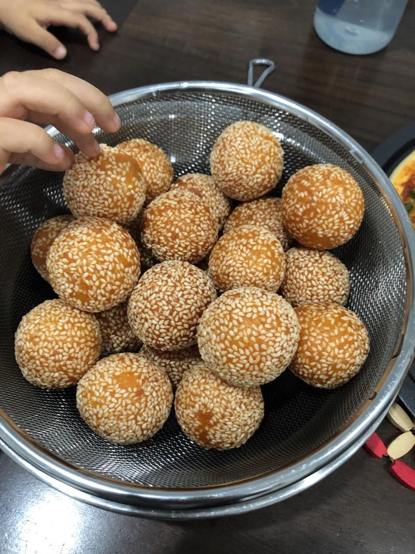 油炸糯米红薯丸子