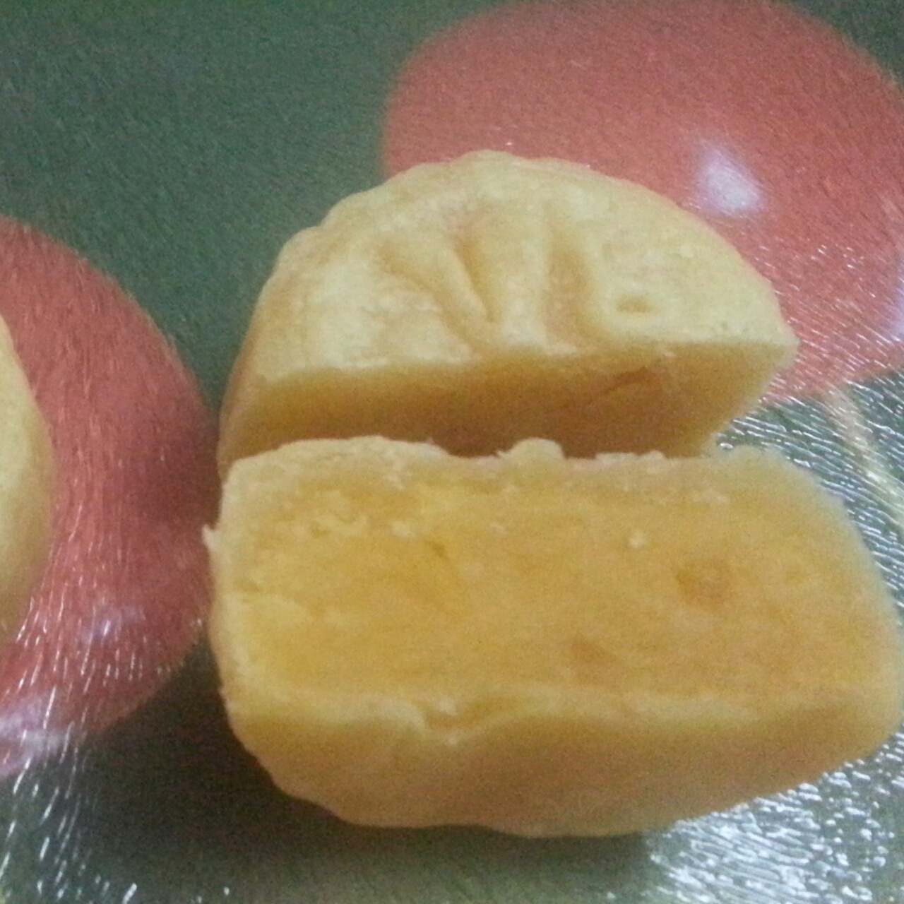 咸甜的味道刚刚好：港式金沙奶黄月饼（含金沙馅做法）