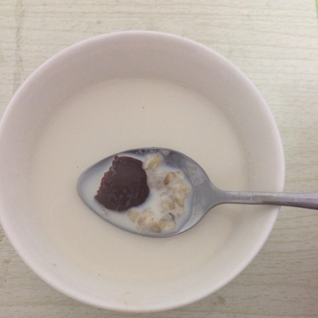 牛奶燕麦粥