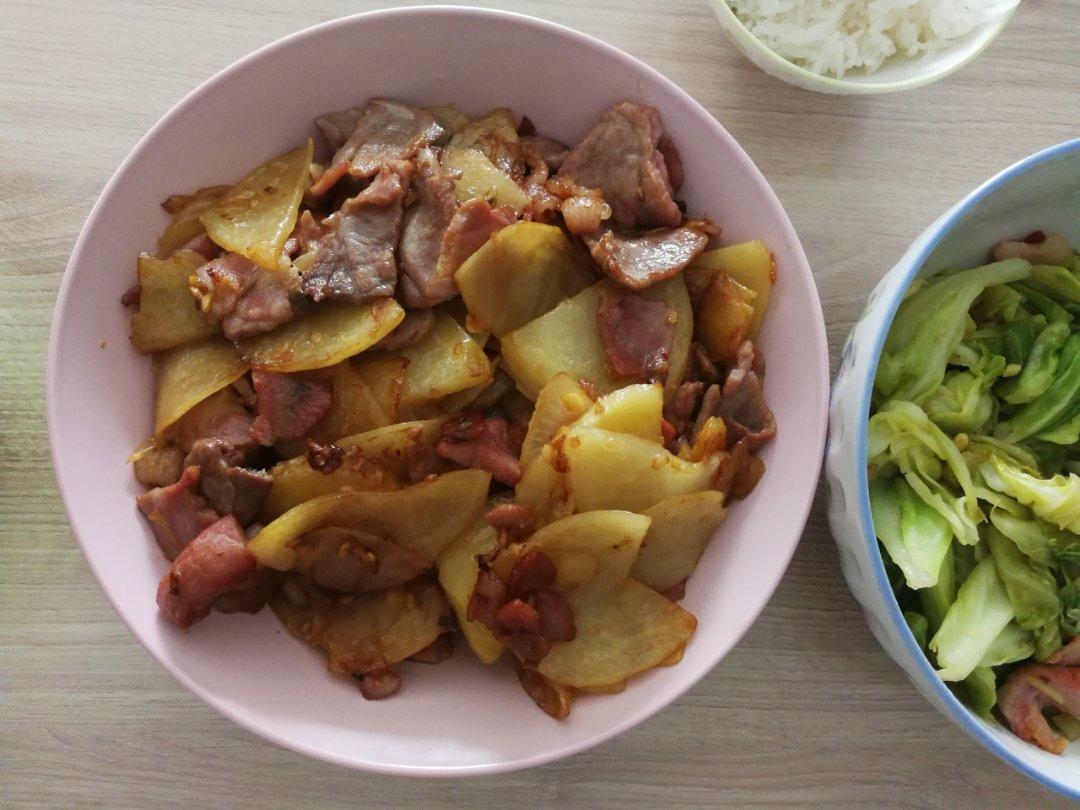 土豆片炒肉