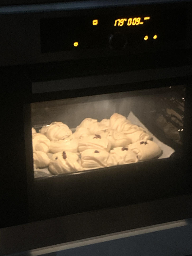 可颂牛角面包