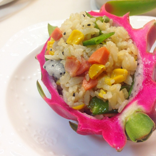 培根说-芝士就是力量做的清爽火龙果炒饭