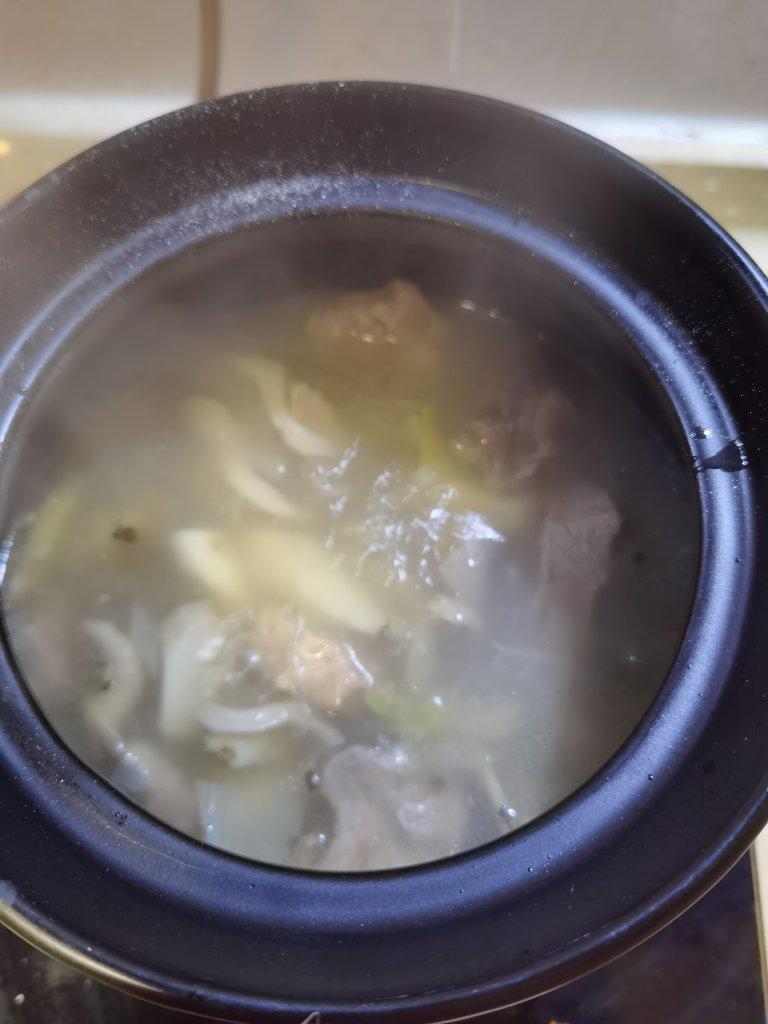 山药炖排骨