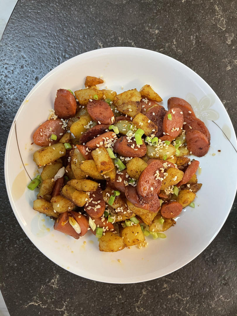 香辣过瘾的孜然土豆火腿，比路边摊还好吃