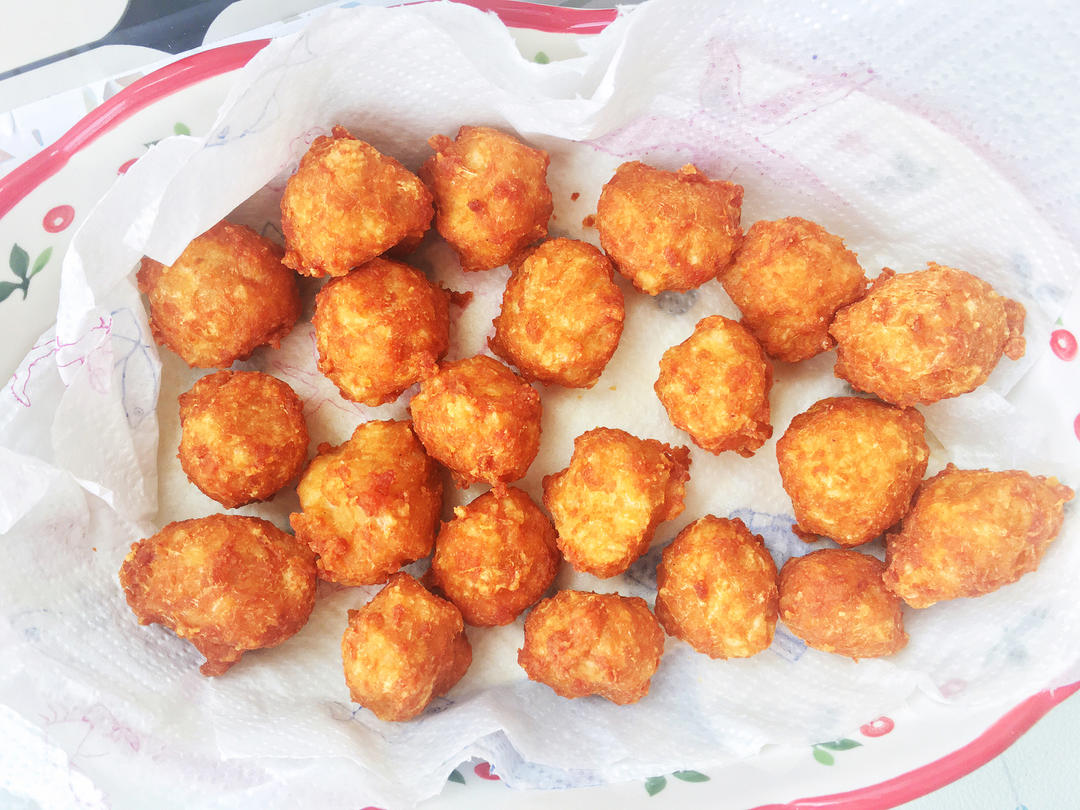 厨师长教你：“炸肉丸”的家常做法，口感和味道都不错，先收藏了