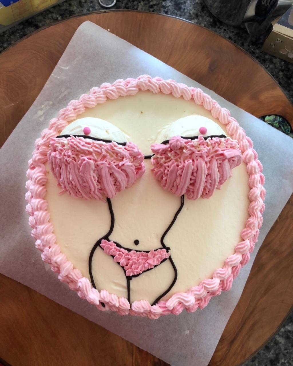 比基尼蛋糕的全部作品