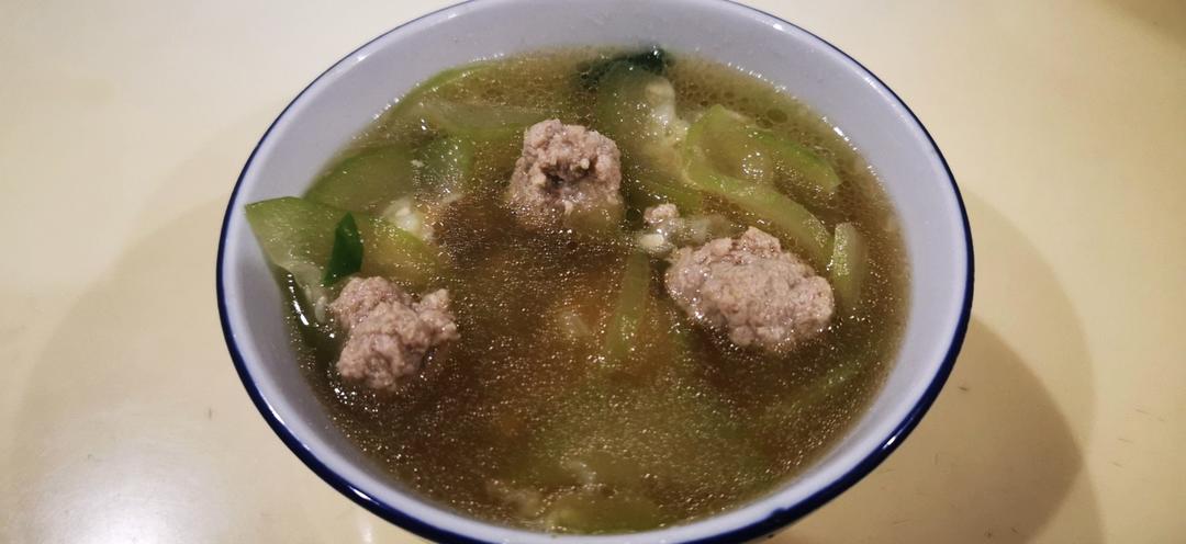 水汆丸子冬瓜汤