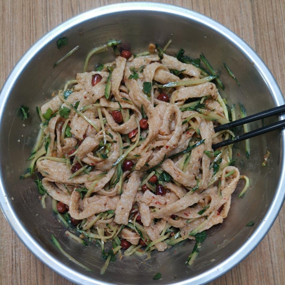 『凉』麻酱牛筋面