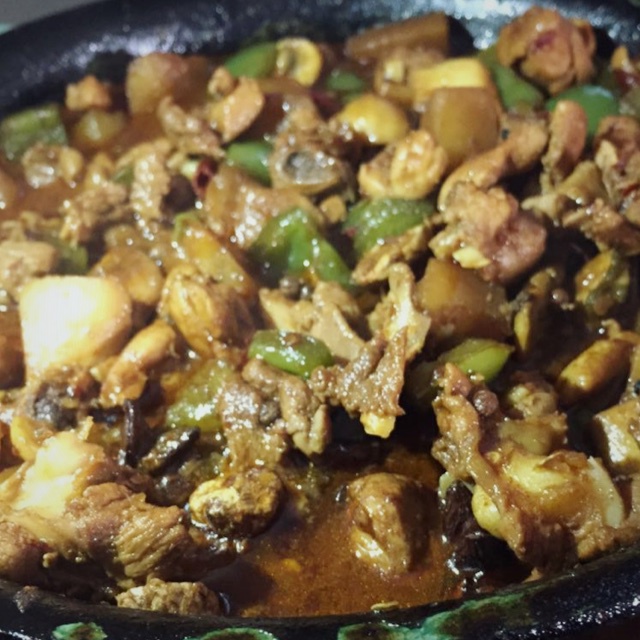 【大盘鸡】拌面最佳搭档，相信每个童鞋都喜欢吃的大盘鸡