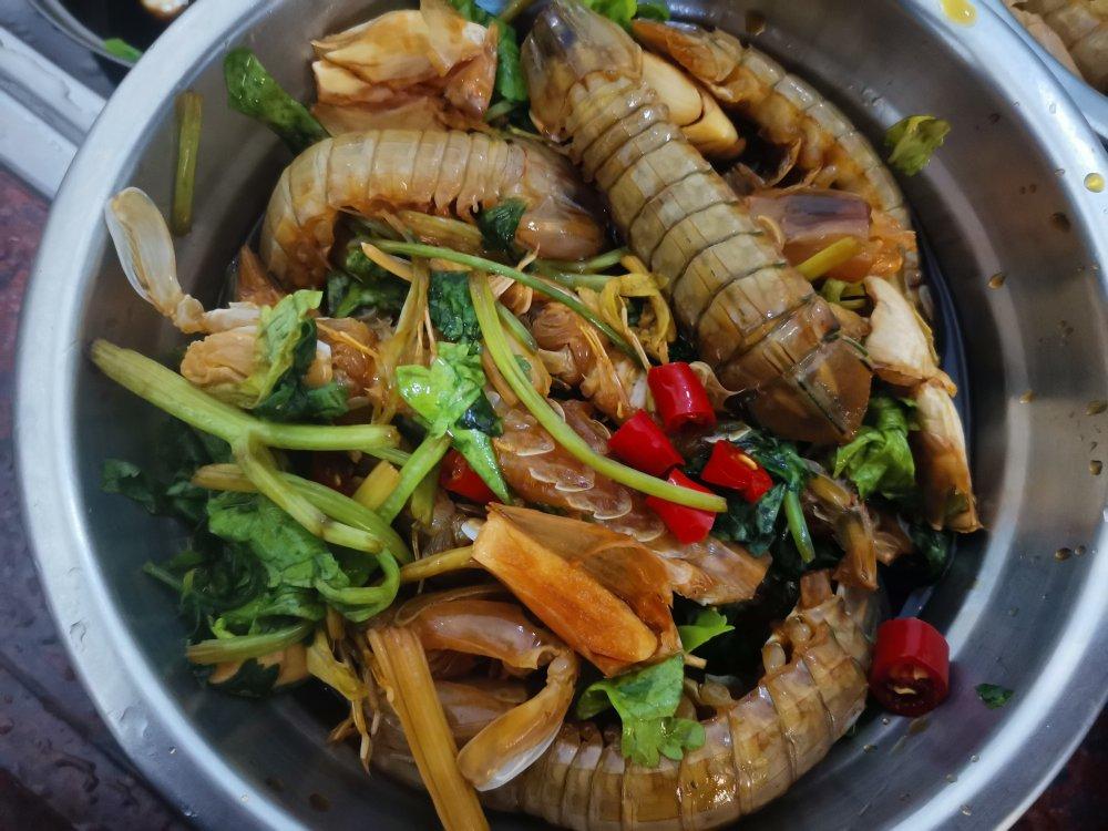 生腌螃蟹~酱螃蟹~正宗潮汕生腌~ 可以夜市摆摊的水准~