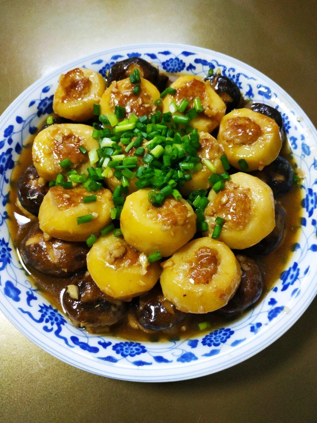 美味的肉酿香菇～～孩子爱吃的下饭菜