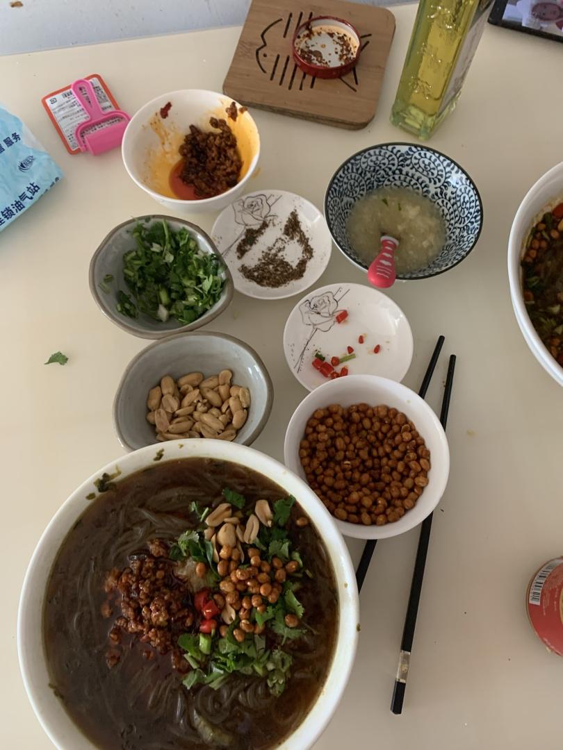 堂妈小厨——超好吃的酸辣粉